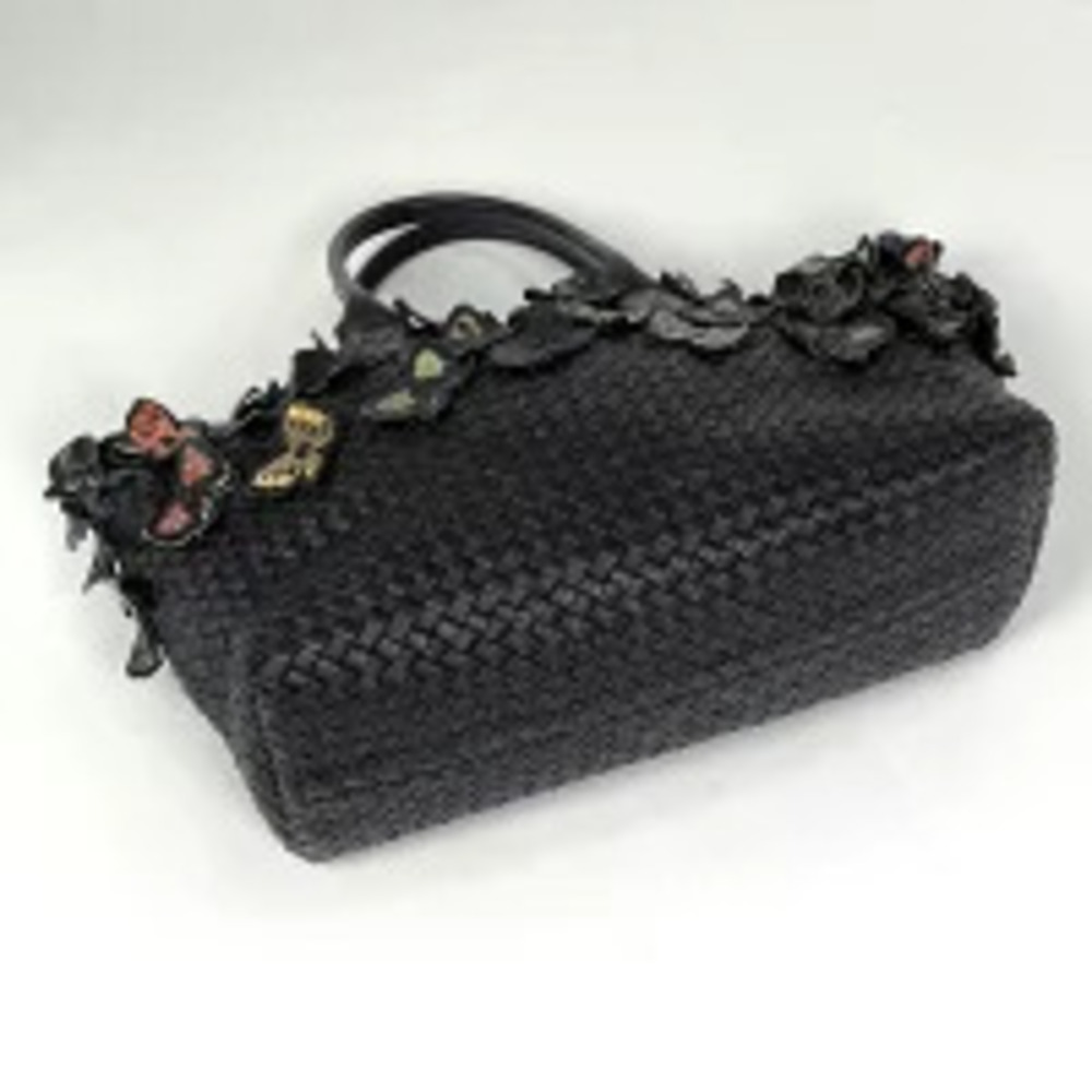 Bottega Veneta Tote Motif Black Intrecciato Butterfly Leather Bag Black